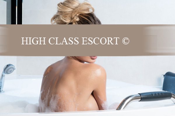escort service berlin julia